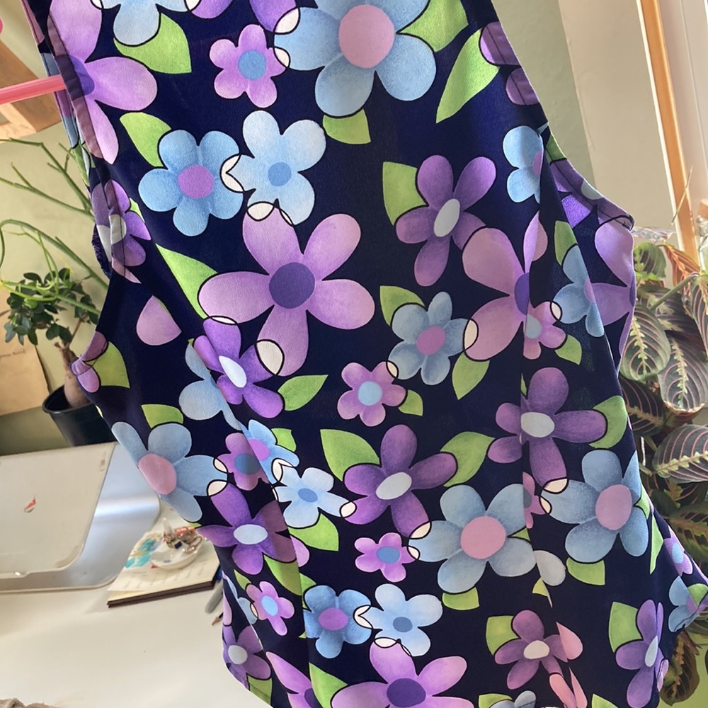 Floral top - Picture 3 of 3